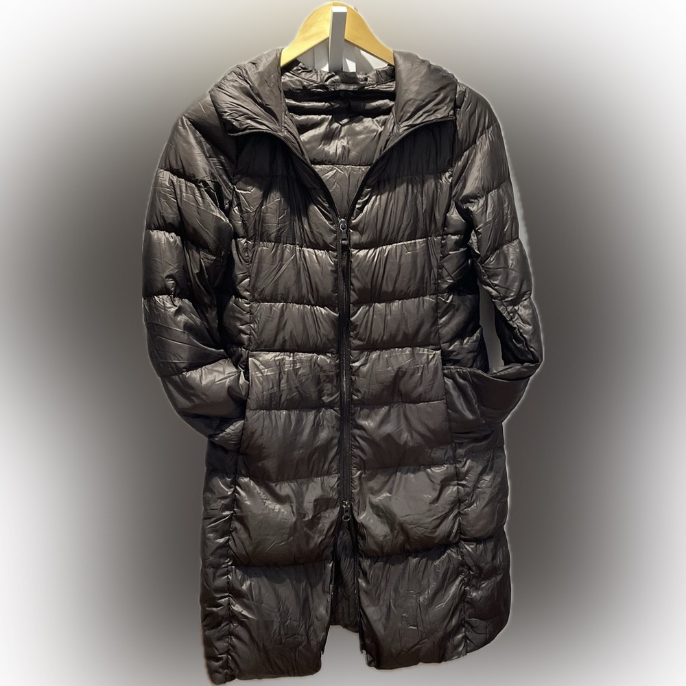 Uniqlo Ultra Light Down Long Hooded Jacket - above knee length,XS Gray, packable